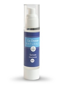 Serum met hyaluron en 10% niaciamide